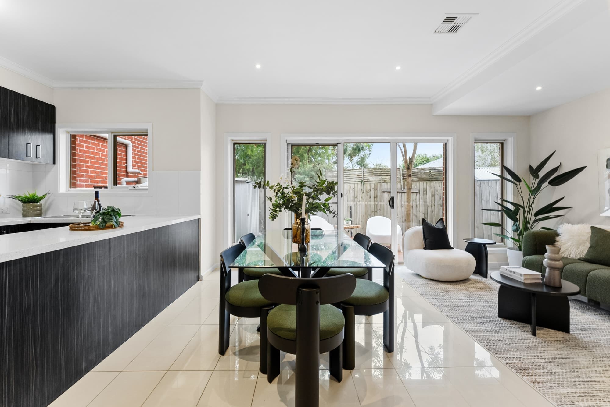 2/42 Gunyah Road, Blackburn North - Thumbnail 4