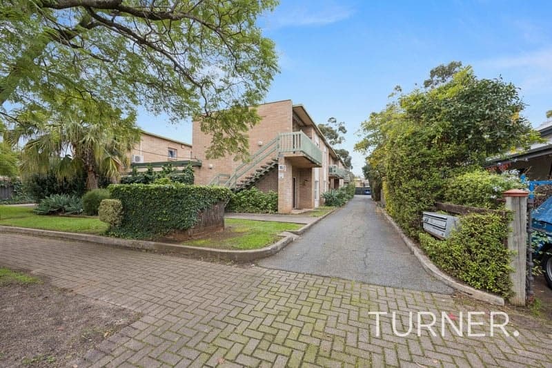 15/16 L'Estrange Street, Glenside - Image 1
