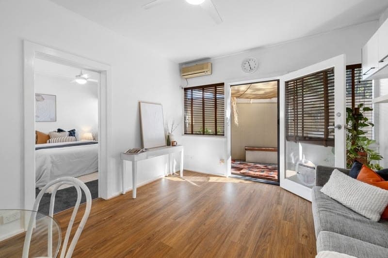 2/2 Owen Street, Plympton - Thumbnail 6