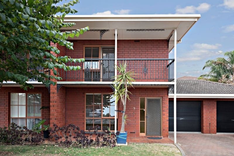 7/14 Long Street, Plympton - Image 1