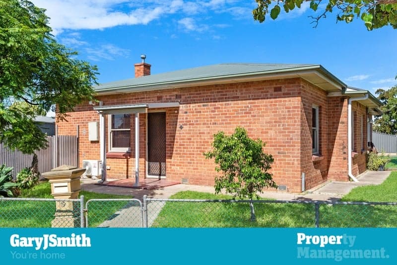 19 Park Terrace, Plympton Park - Image 1