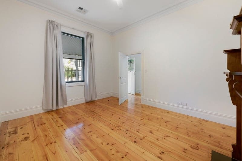 12A Nottingham Crescent, Glandore - Thumbnail 6