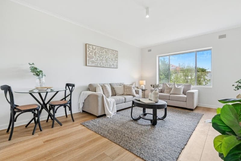 13/33 Beach Road, Brighton - Thumbnail 4