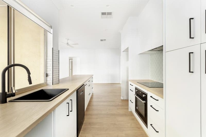 6a Gosse Avenue, Glenelg North - Thumbnail 2