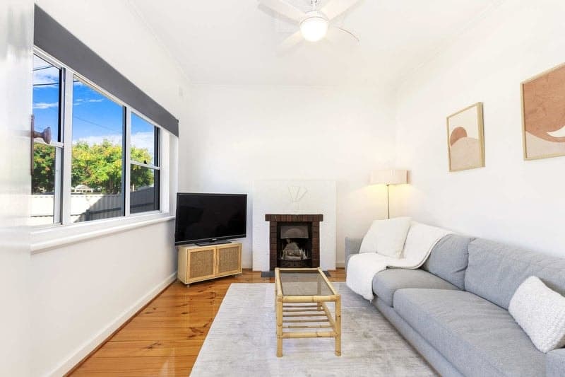 11 Brooklyn Avenue, Brooklyn Park - Thumbnail 2