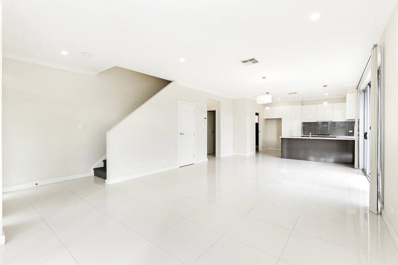 2E Waratah Square, Seacombe Gardens - Thumbnail 5