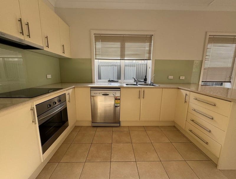 8 Dalkeith Avenue, Morphett Vale - Thumbnail 4