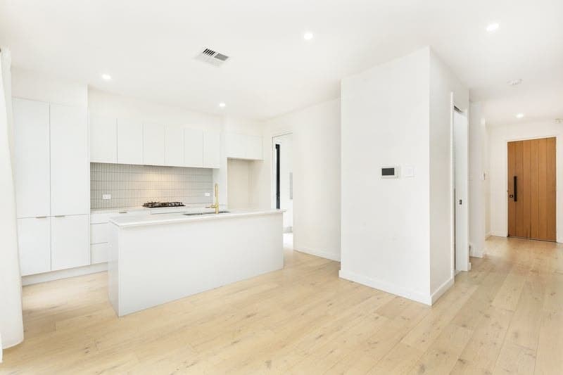 8/554 Grange Road, Henley Beach - Thumbnail 2