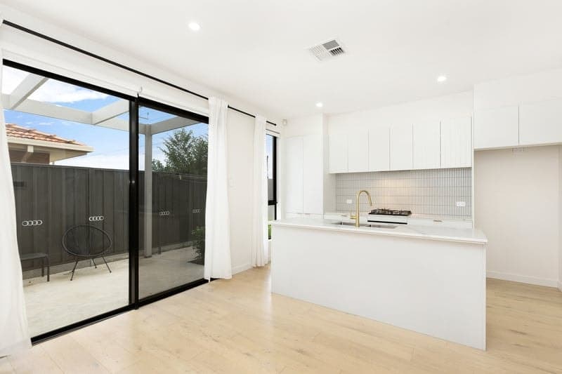 8/554 Grange Road, Henley Beach - Thumbnail 4