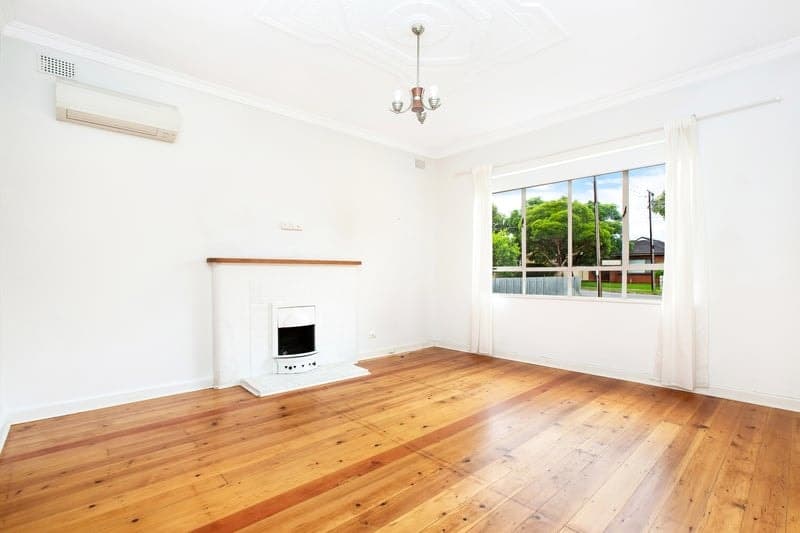 8 Pembroke Avenue, Netley - Thumbnail 3