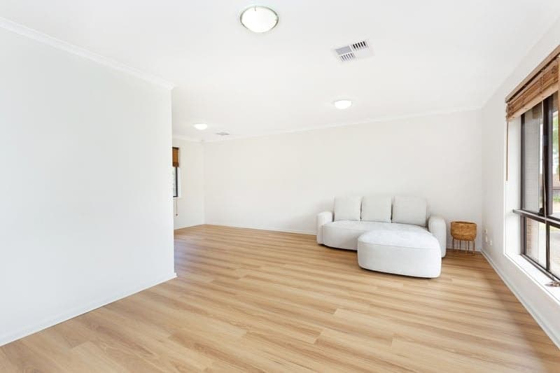 2 Scott Court, Woodcroft - Thumbnail 4