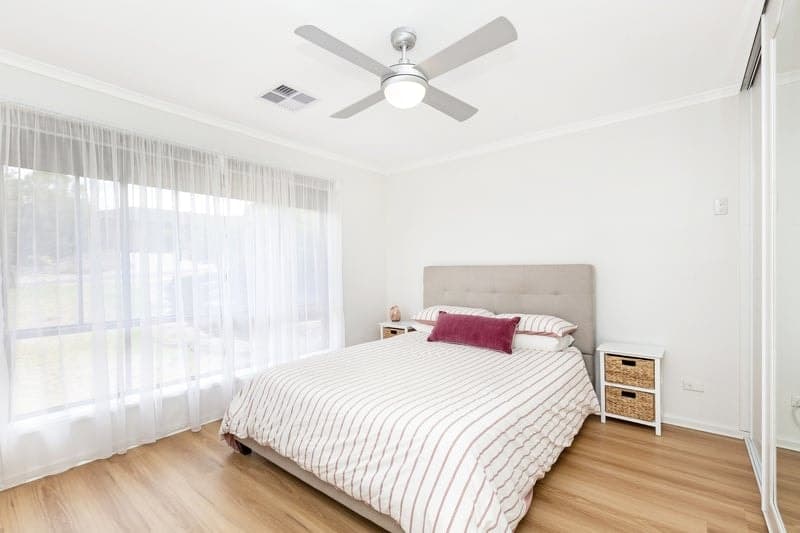 2 Scott Court, Woodcroft - Thumbnail 6