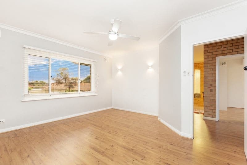 26 Riverway, Fulham Gardens - Thumbnail 3