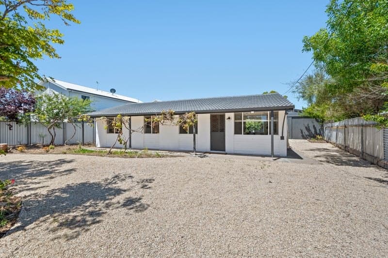 22 Eden Terrace, Port Willunga - Thumbnail 2
