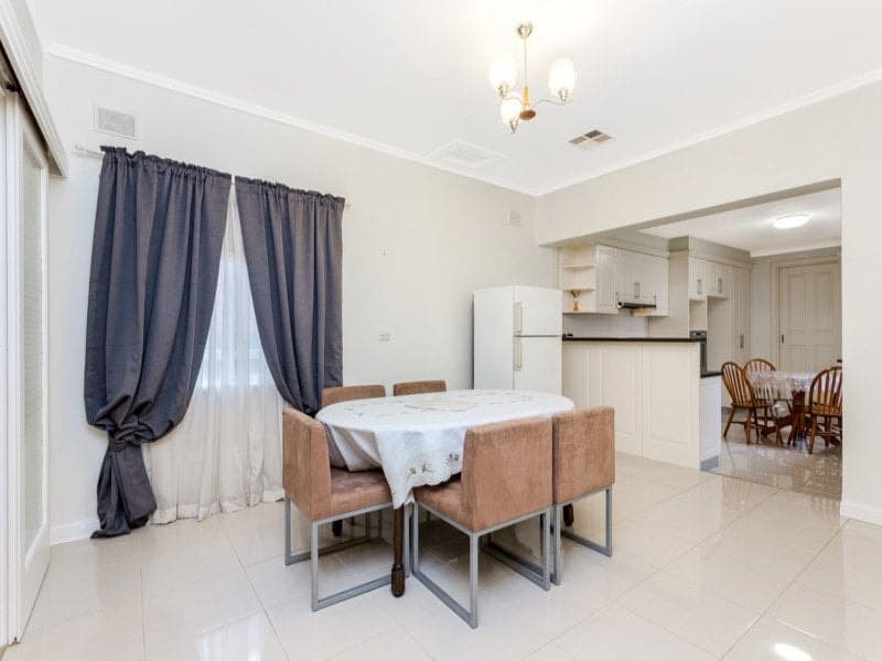 2 Garden Street, South Plympton - Thumbnail 4
