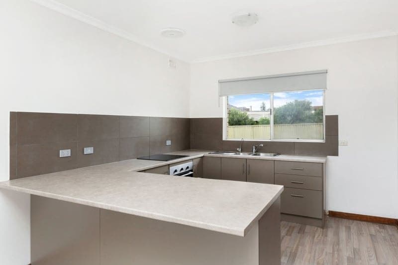 20 Hughes Avenue, Henley Beach - Thumbnail 4