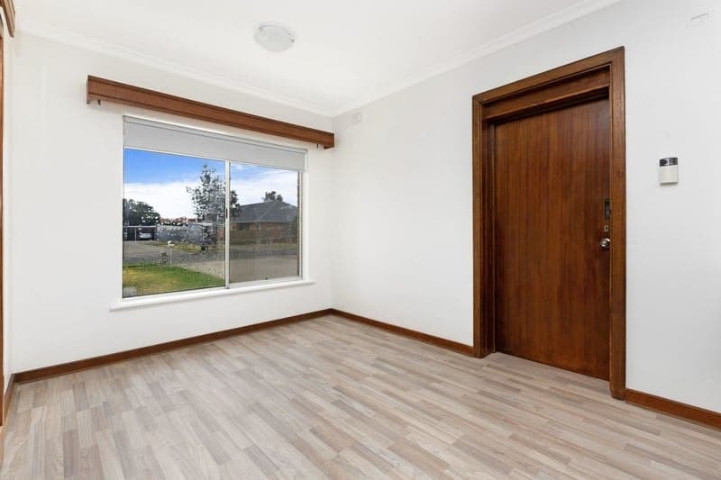 20 Hughes Avenue, Henley Beach - Thumbnail 5