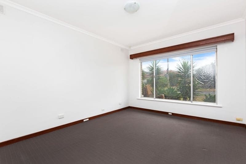 20 Hughes Avenue, Henley Beach - Thumbnail 6