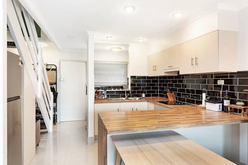 41 Brebner Drive, West Lakes - Thumbnail 3