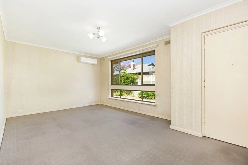 2/20 Addison Road, Black Forest - Thumbnail 2