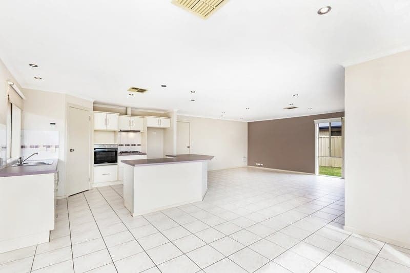77 Kipsy Street, Aldinga Beach - Thumbnail 5