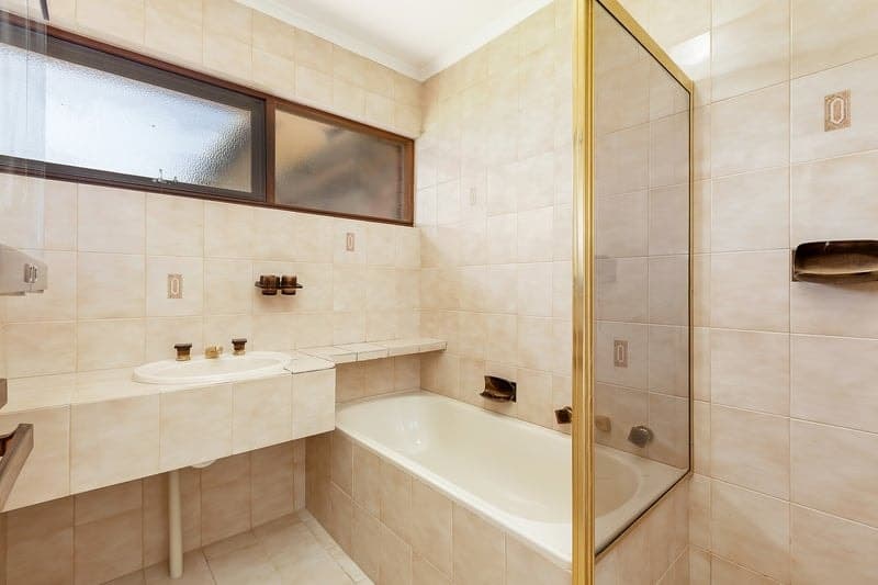 27 White Sands Drive, Grange - Thumbnail 8