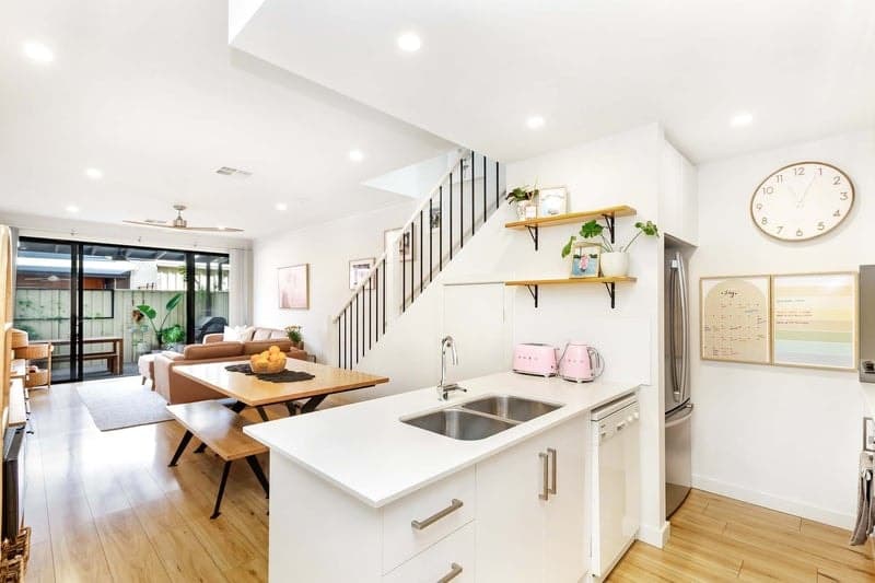 14b Talbot Avenue, North Plympton - Thumbnail 2