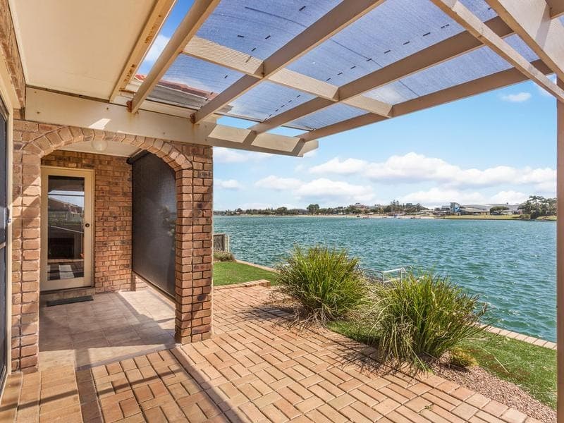 13/68 Martin Court, West Lakes - Thumbnail 2