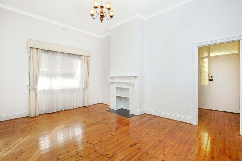 8 Somerset Avenue, Hilton - Thumbnail 2
