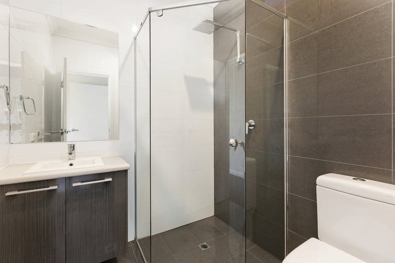 2C Waratah Square, Seacombe Gardens - Thumbnail 6