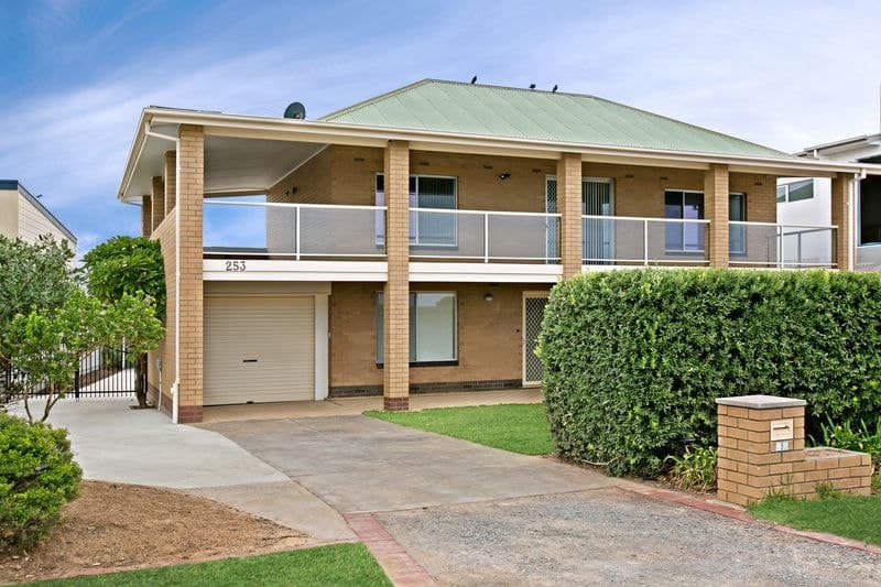 253 Esplanade, Seaford - Image 1
