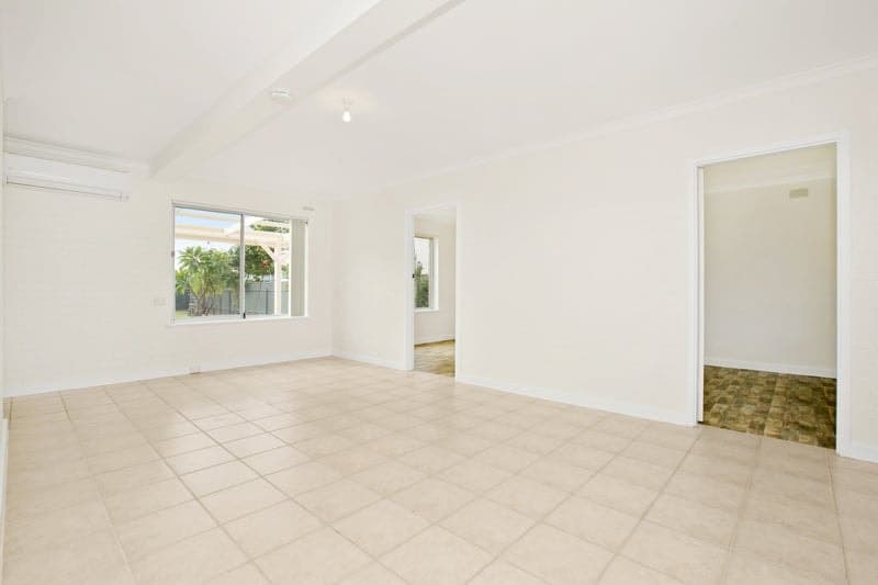 253 Esplanade, Seaford - Thumbnail 4