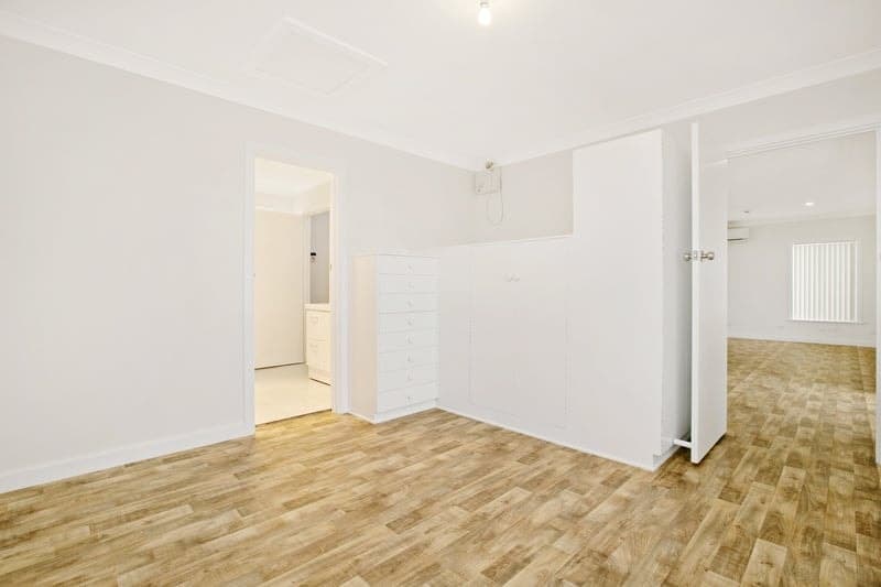 253 Esplanade, Seaford - Thumbnail 5