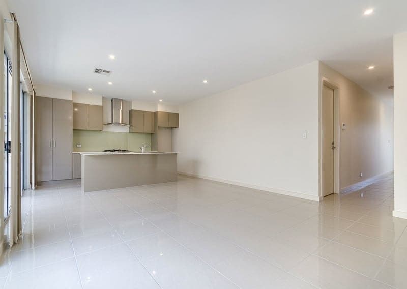8 Balmoral Street, Woodville Park - Thumbnail 2