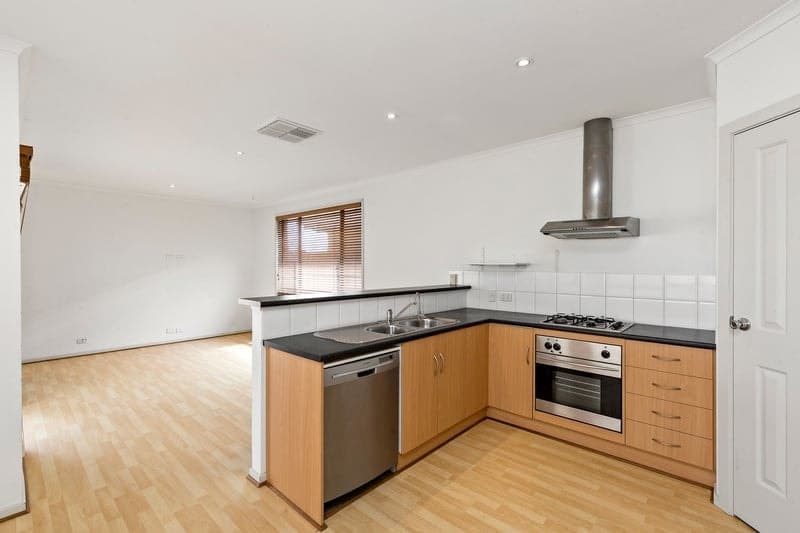 4A Spring Street, Seacombe Gardens - Thumbnail 4