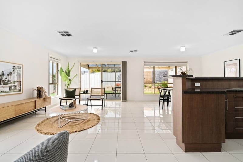 8 Newfield Drive, Reynella - Thumbnail 4