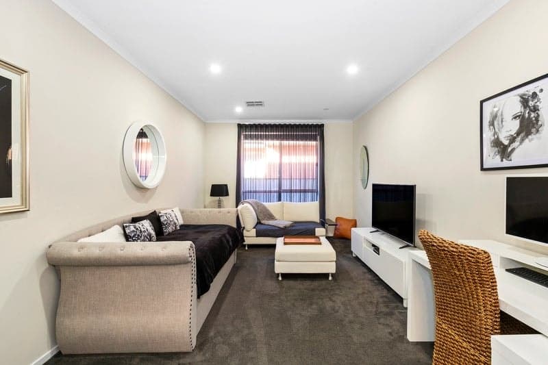 2/1b View Avenue, Seaton - Thumbnail 4