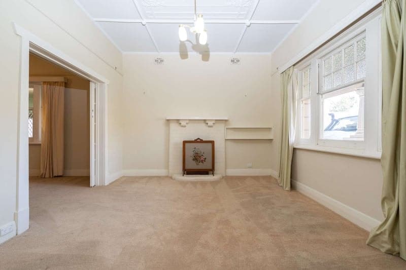 1 Maturin Road, Glenelg - Thumbnail 2