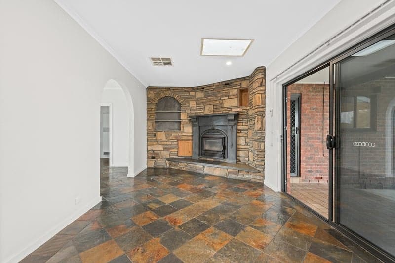 191 Esplanade, Port Noarlunga South - Thumbnail 3
