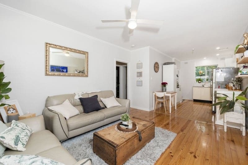 3/12 Old Beach Road, Brighton - Thumbnail 2