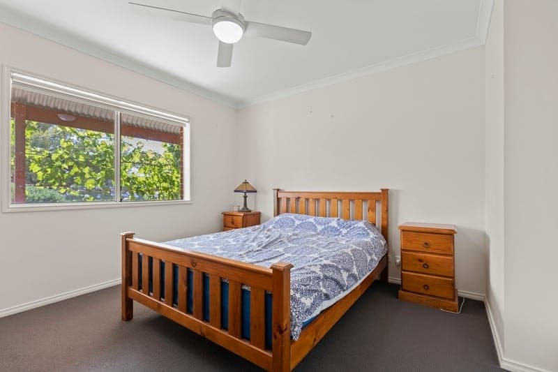49 Lyndhurst Road, Seaford - Thumbnail 2