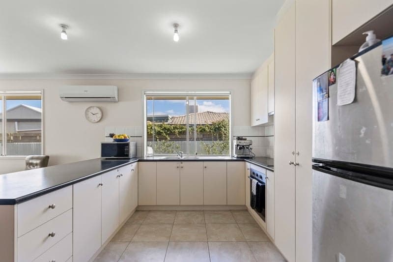 49 Lyndhurst Road, Seaford - Thumbnail 5