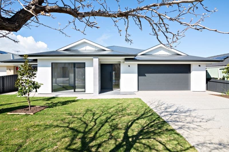 34 Meredith Avenue, Glengowrie - Image 1