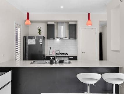 6 Firecrest Road, Manor Lakes - Thumbnail 7