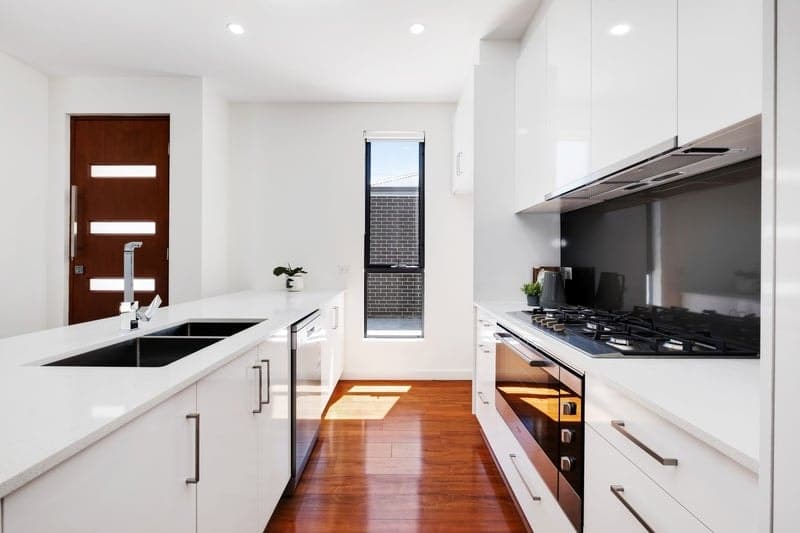 56A Bradley Grove, Mitchell Park - Thumbnail 5