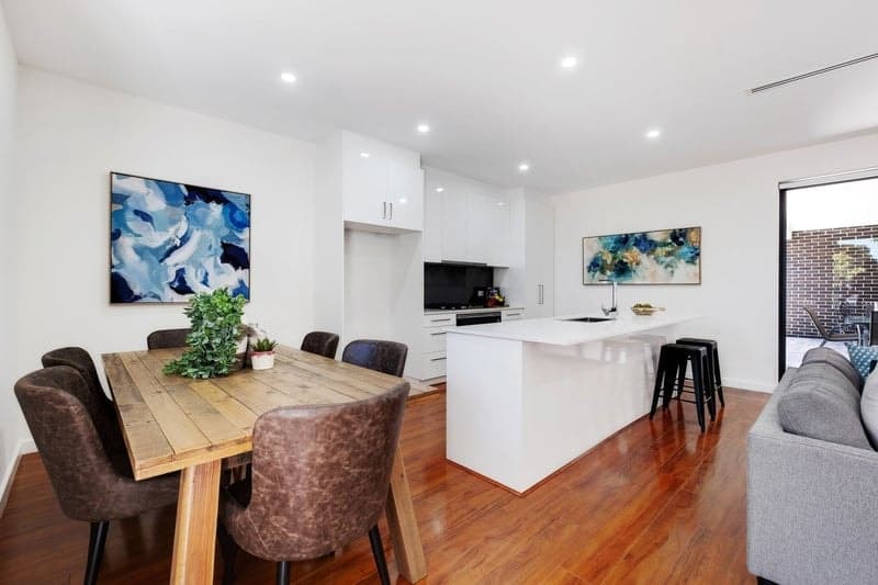 56A Bradley Grove, Mitchell Park - Thumbnail 6