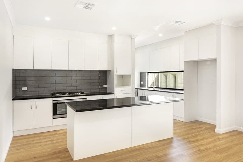 16 Marschall Boulevard, Pasadena - Thumbnail 2