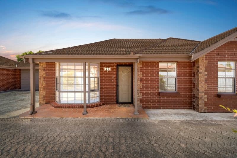 2/10 West Street, Ascot Park - Image 1
