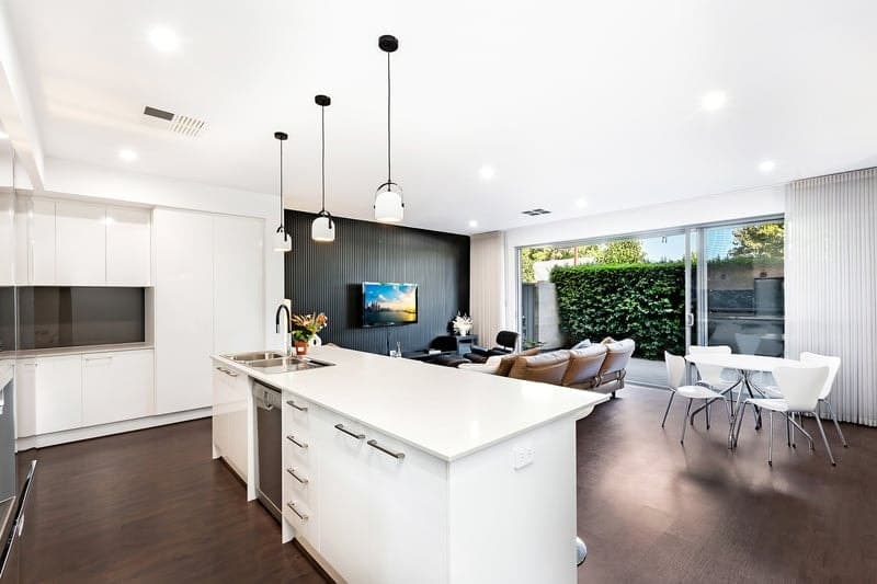 3C Crossley Street, Plympton - Thumbnail 2