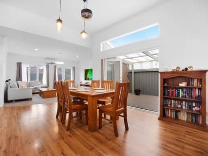 17 Mayesbrook Road, Manor Lakes - Thumbnail 4